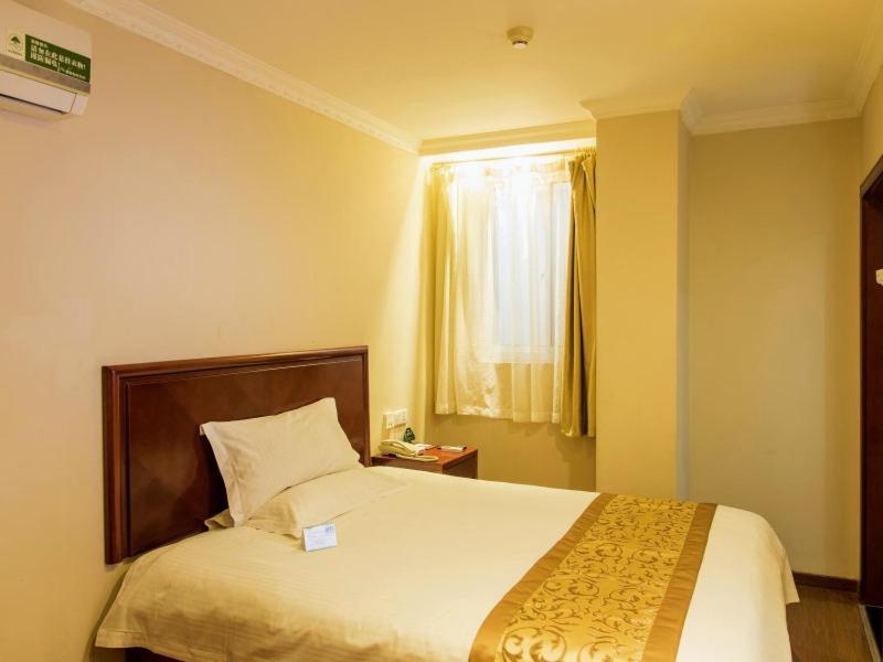 Greentree Inn Jiangsu Taizhou Jingjiang Bus Station Express Hotel Exterior photo